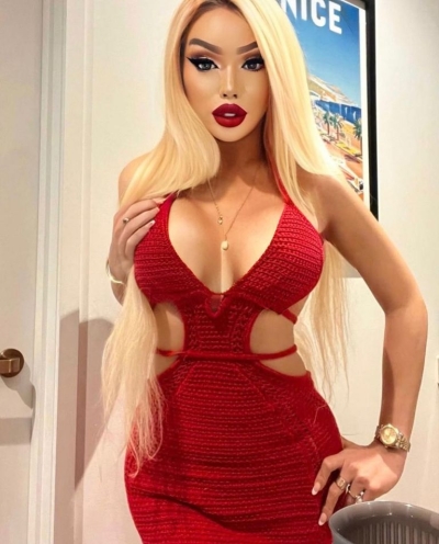 Транссексуалка Амина